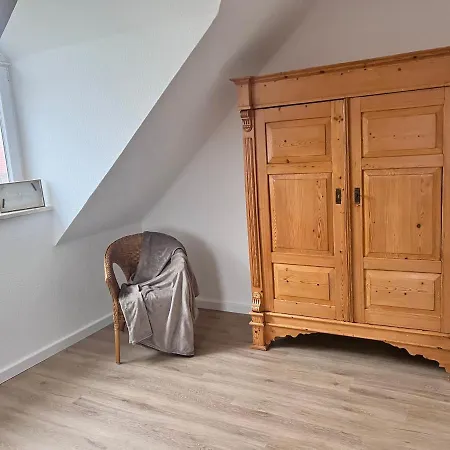 Haus Plesse 2 *